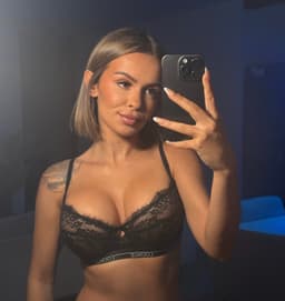 Bella's OnlyFans profile photo