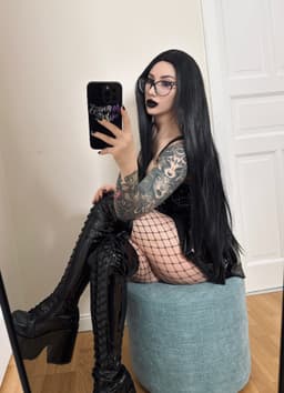 GODDESS ZARA's OnlyFans profile photo