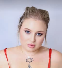 Dari Love's OnlyFans profile photo