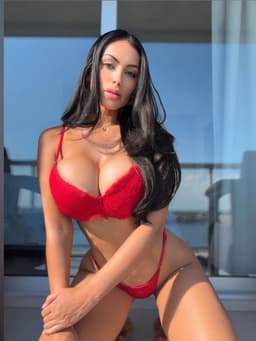 Flor's OnlyFans profile photo