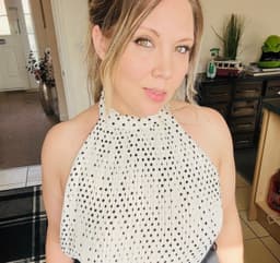 Isabella Lee's OnlyFans profile photo