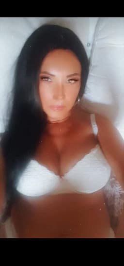 Isabella Hot's OnlyFans profile photo