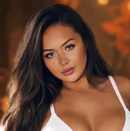 Chloe's OnlyFans profile photo