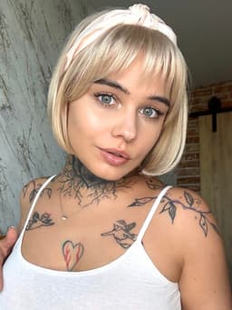 Emma Dolly's OnlyFans profile photo