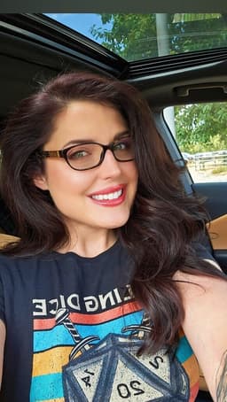 Elizabeth Monarch's OnlyFans profile photo