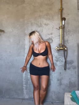 Louise Laureen's OnlyFans profile photo