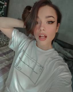 JULIE's OnlyFans profile photo