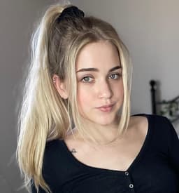 Valerie's OnlyFans profile photo