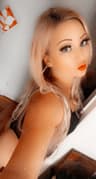 Lia's OnlyFans profile photo