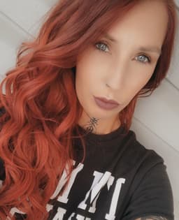 Elle's OnlyFans profile photo