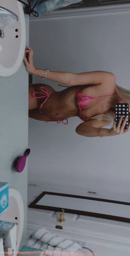 Emily's OnlyFans profile photo