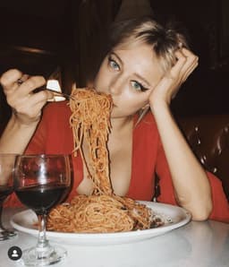 Caroline Vreeland's OnlyFans profile photo
